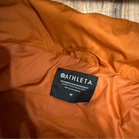 Athleta Downtown Puffer Vest in Foliage Orange - Picture 13 of 13
